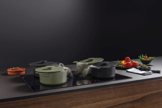 1851 Novy Easy black 90cm ambient frontview v5